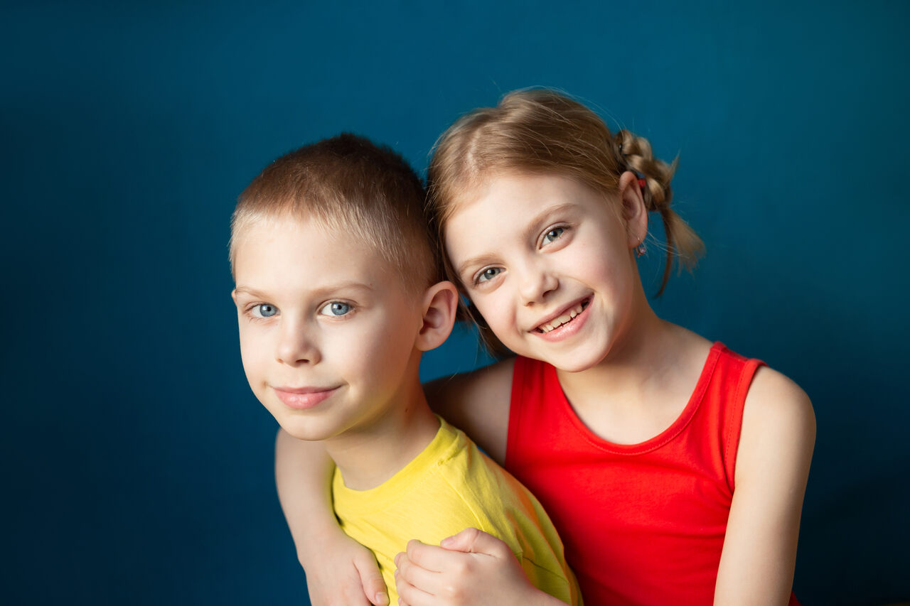 Como ocorre o desenvolvimento genital na infância